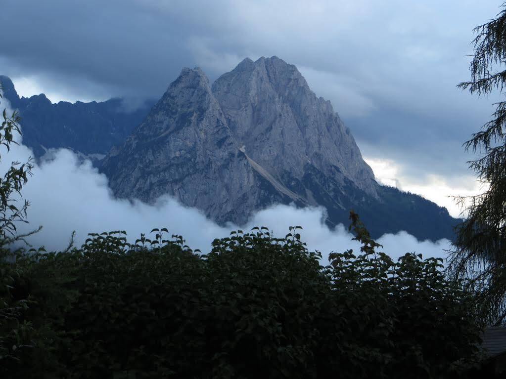 Aparthotel Hilleprandt - Adults Only Garmisch-Partenkirchen Zewnętrze zdjęcie